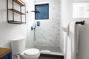 Villa Azure Ocean Suites
