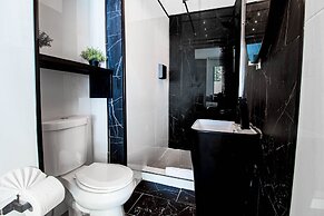 Villa Azure Ocean Suites