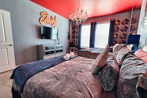 Kandice's 10-bed Themed Windsor Island Home 10 Bedroom Home