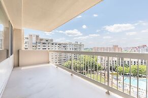 Arlington Modern Comfort Meets City Life