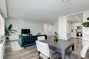 Arlington Modern Comfort Meets City Life