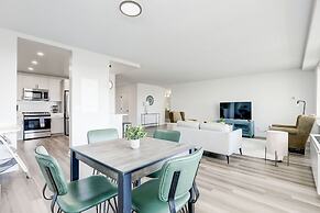 Arlington Modern Comfort Meets City Life