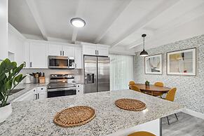 Coastal Bliss 3BR Gem Near MacDill AFB