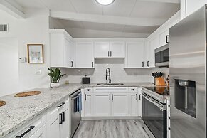 Coastal Bliss 3BR Gem Near MacDill AFB