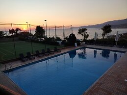 Mareviglioso Marevellous Sea Front