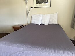 Grand Central Motel