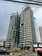 Elegant Condo at Symphony Tower 26C
