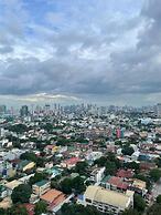 Elegant Condo at Symphony Tower 26C