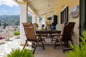 Solaris Methea Deluxe Suites