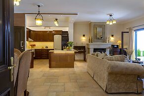 Solaris Methea Deluxe Suites