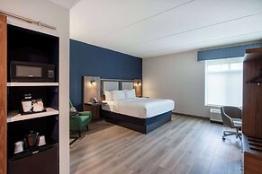 La Quinta Inn & Suites by Wyndham Chattanooga Downtown/South