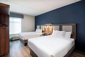 La Quinta Inn & Suites by Wyndham Chattanooga Downtown/South