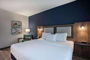 La Quinta Inn & Suites by Wyndham Chattanooga Downtown/South