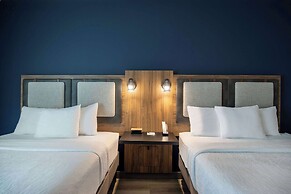 La Quinta Inn & Suites by Wyndham Chattanooga Downtown/South