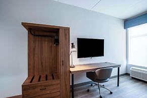 La Quinta Inn & Suites by Wyndham Chattanooga Downtown/South