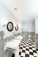 Leicester House Hotel