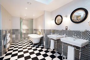 Leicester House Hotel