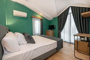 Deniz Boutique Hotel