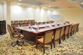 The Royal Garden Hotel