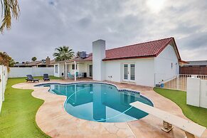 Peoria Home ~ 8 Mi to State Farm Stadium!