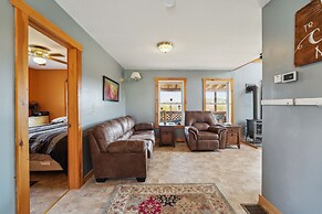 Canaseraga 'malarkey' Home - 5 Mi to Skiing!