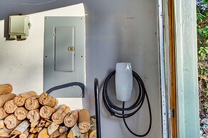 Puget Sound Cottage w/ Private Community Beach!