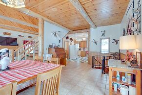 Lakefront Rhinelander Retreat w/ Private Hot Tub!