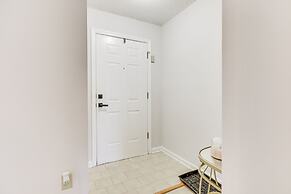 Riverfront Columbia Condo: 4 Mi to Usc!