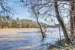 Riverfront Columbia Condo: 4 Mi to Usc!