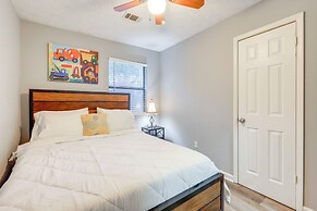 Lithonia Home, 5 Mi to Panola Mountain State Park