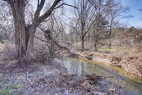 Saugerties Cabin Rental w/ Fire Pit & Creek Access