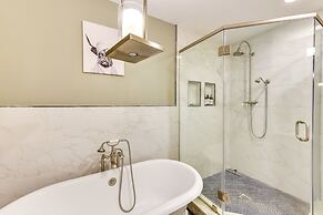 Savannah Home: Close to Bike Trails & Beaches!