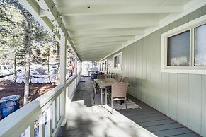 Deck & Fire Pit: Modern Munds Park Retreat!