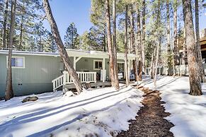 Deck & Fire Pit: Modern Munds Park Retreat!