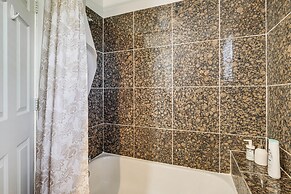 Pet-friendly Silver Spring Home: 2 Mi to Downtown!