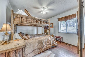 'double D Cabin' w/ Deck, 4 Mi to Grindstone Lake!