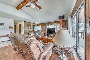 'double D Cabin' w/ Deck, 4 Mi to Grindstone Lake!