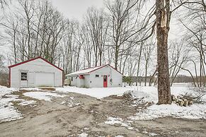 Riverfront Topsham Home ~ 28 Mi to Portland!