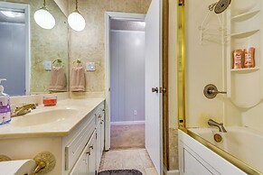 Searcy Retreat Home Near Little Red River