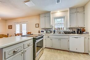 Searcy Retreat Home Near Little Red River