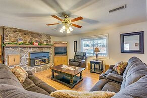 Searcy Retreat Home Near Little Red River