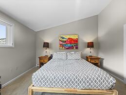 Legends 10 4br 4ba 4 Bedroom Townhouse by RedAwning