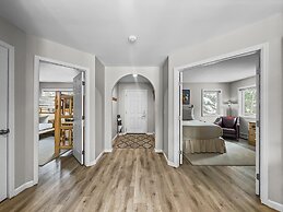 Legends 10 4br 4ba 4 Bedroom Townhouse by RedAwning