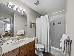 Legends 10 4br 4ba 4 Bedroom Townhouse by RedAwning