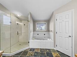 Legends 10 4br 4ba 4 Bedroom Townhouse by RedAwning