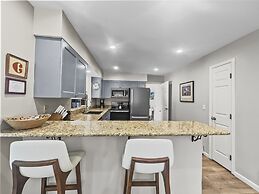 Legends 10 4br 4ba 4 Bedroom Townhouse by RedAwning