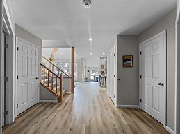 Legends 10 4br 4ba 4 Bedroom Townhouse by RedAwning