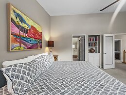 Legends 10 4br 4ba 4 Bedroom Townhouse by RedAwning