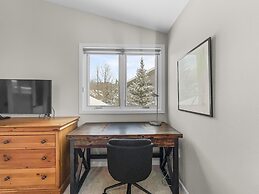 Legends 10 4br 4ba 4 Bedroom Townhouse by RedAwning