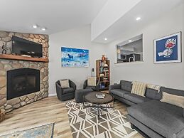 Legends 10 4br 4ba 4 Bedroom Townhouse by RedAwning